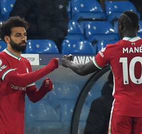 أسطورة ليفربول ينتقد صلاح وماني بعد تعثر ليفربول أمام نيوكاسل