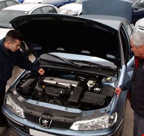 8 أشياء يجب الانتباه إليها عند شراء سيارة مستعملة