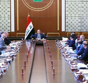 في احتماع مجلس الوزراء، الكاظمي يعيد (تعريف) مهمة الوزير: مسؤولياتكم خدماتية، وسيتم تقييم عملكم بلا مجاملة!