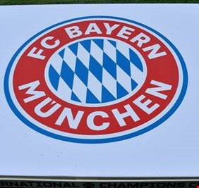 بايرن ميونخ يعلن عن مدربه الجديد