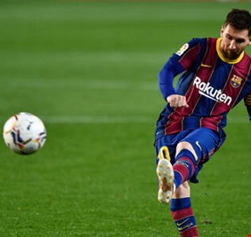 ESPN: سيستمر ميسي موسمين آخرين في برشلونة