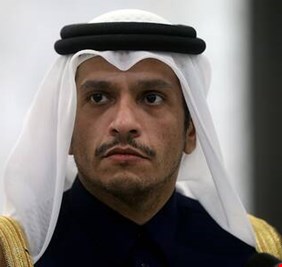 وزير خارجية قطر يعلق على قضية اعتقال وزير المالية
