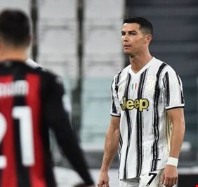 الشبح تجول في الملعب.. رونالدو في مرمى نيران الانتقادات بعد سقوطه أمام ميلان