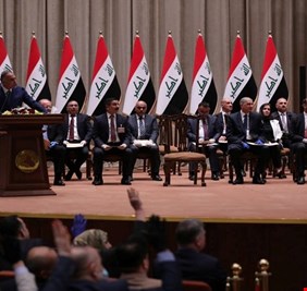 بعد عطلة العيد ربما .. الكاظمي يجري تغييراً وزارياً في الكهرباء والصناعة .. تتبعها إستجوابات نيابية لوزراء النفط والمالية قد تفضي الى تغييرهما ايضاً ..