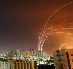 الفصائل الفلسطينية تستهدف عسقلان و6 قواعد إسرائيلية بعدد كبير من الصواريخ