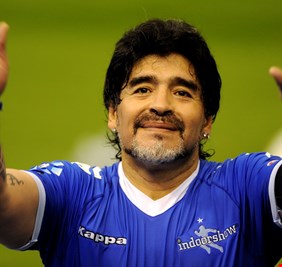 الطاقم الطبي لمارادونا يواجه تهمة القتل العمد