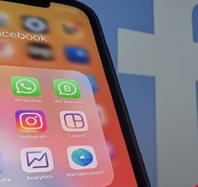 خبراء يكشفون عن التطبيقات التي تستنزف بطارية هاتفك الذكي أكثر من غيرها!