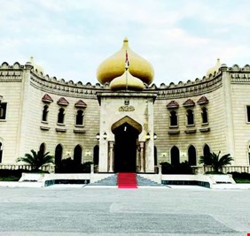 السنة يريدون العودة لقصر السلام الرئاسي، فهل سيذهب الكرد الى القبة؟ وما هو موقف الشيعة من لعبة تبادل المواقع؟!