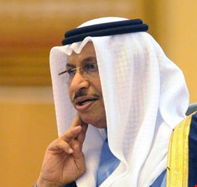 قضية فساد رئيس الوزراء الكويتي السابق تختبر نظام العدالة في البلاد