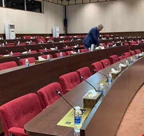 نائب يكشف سبب اضطراب جلسات البرلمان: هذا ما يشغل الاعضاء حاليا!