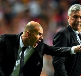 بأول قرار.. أنشيلوتي يخالف زيدان ويعكر صفو لاعبي ريال مدريد