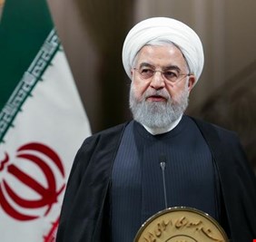 بمباركة وتأييد خامنئي .. المحافظون في البرلمان الإيراني ينجحون بتحويل روحاني الى القضاء بعد إتهامه بانتهاك الدستور  في الاتفاقية مع اليونسكو !