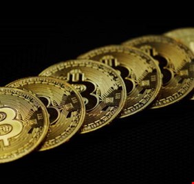 أكبر مخاطر الاستثمار في عملة 