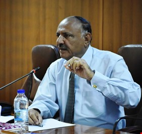 في مقال صريح .. الكاتب والصحفي العراقي زيد الحلي ينتصر لـ(حقيقة) إحسان شمران الياسري