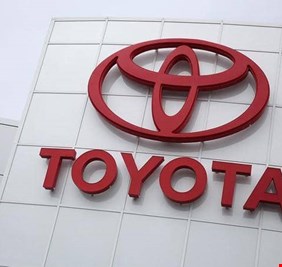 لعدم التزامها بتنفيذ عقود البواخر .. شركة تويوتا تدفع للعراق تعويضات باهظة !