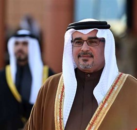 ولي عهد البحرين يهنئ إسرائيل بتشكيل الحكومة الجديدة، و(يعرب) عن  خالص تمنياته لرئيسها بالتوفيق !
