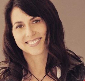 للمرة الثالثة خلال هذا العام.. طليقة جيف بيزوس تتبرع بأكثر من ملياري دولار