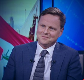 ما صحة تصريح السفير البريطاني الخاص بفرض عقوبات على سياسيين عراقيين متهمين بالفساد ؟