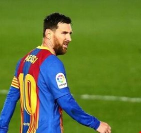 قبل ساعات على انتهاء عقد ميسي مع برشلونة.. لابورتا يرد بكلمة واحدة