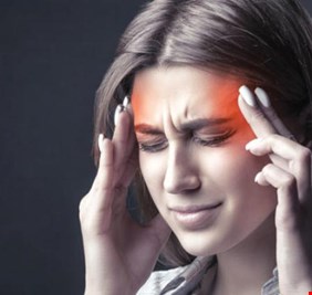 كيف نعالج الصداع النصفي بالتغذية؟
