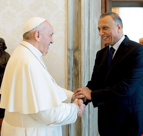 بعد لقائه به اليوم .. الكاظمي أول زعيم في العالم يلتقيه بابا الفاتيكان مرتين خلال ثلاثة أشهر