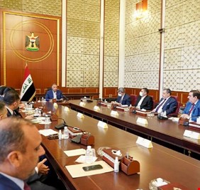 الكاظمي : اتخذنا قرارات تأسيسية بشأن الكهرباء وسأتحمل مسؤوليتها شخصياً !