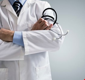 لماذا توقف مشروع استقدام الكوادر الطبية والصحية اللبنانية للعراق.. أقرأ التفاصيل