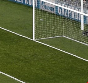 لاعب كرة قدم آخر يتعرض لنوبة قلبية!