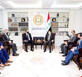 الاعرجي ومكغورك يبحثان زيارة الوفد العراقي لواشنطن وانسحاب القوات الأجنبية