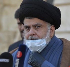 هل تنجح الوساطات السياسية في ثني الصدر عن الانسحاب ؟