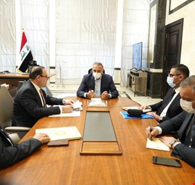 الكاظمي يبحث أوضاع السجون ويوجه بتسريع اجراءات العفو الخاص عن فئات من الاحداث والنساء