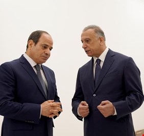 السيسي يؤكد دعمه لجهود حكومة الكاظمي في ترسيخ السلام بالمنطقة