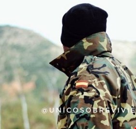 ما هي قصة “الناجي الوحيد” التى أشعلت السوشيال ميديا؟