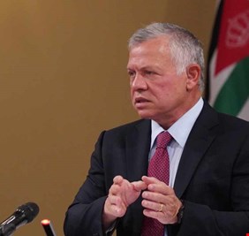 بسبب (إيران) ملك الأردن يتوقع قيام دول عربية بتطبيع العلاقات مع إسرائيل