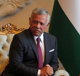 الملك الأردني يعيد الحديث عن (الهلال الشيعي) ويكشف عن وصول المسيرات الإيرانية لأراضي دولته!