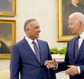 تقرير صحفي أميركي : الكاظمي يستحق الثناء والتقدير