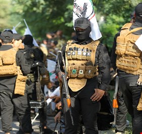 الحشد يصدر بيانا قاسيا بعد الهجوم الذي استهدف عناصره ويتوعد بالانتقام
