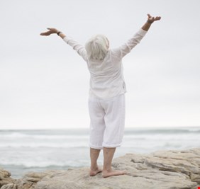 عادة يومية بسيطة ومجانية مرتبطة بعمر أطول!