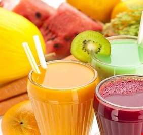 لماذا الأفضل أن نتناول الفاكهة بدل عصيرها؟