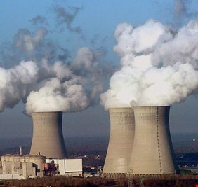 العراق يتواصل مع دولة نووية ويبحث استقبال ٢٠٠ الف من مواطنيها