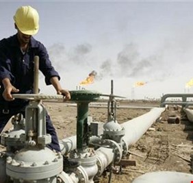 اللجنة المالية تلّمح إلى نهاية الأزمة وتكشف عن توقعاتها وفق مؤشرات سوق النفط