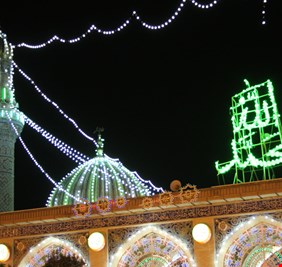 بالفيديو .. أهالي الأعظمية يقيمون الشعائر الحسينية الحزينة في جامع أبي حنيفة