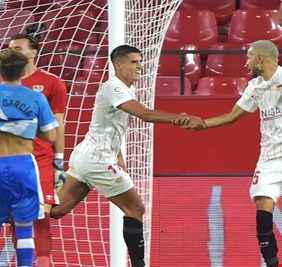 لاميلا يسجل هدفين في بداية مثالية مع إشبيلية.. وطرد زيدان