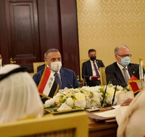 من الكويت .. الكاظمي يقطع الشك باليقين : لا تأجيل للانتخابات مطلقاً