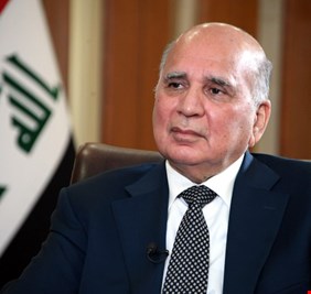 لماذا يذهب وزير خارجية العراق الى روسيا.. هل ليدعو بوتين للمشاركة أم هي زيارة بروتوكولية؟