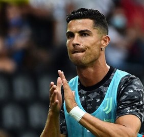 رونالدو يحزم حقائبه