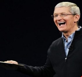 موظف يحصل على مكافأة بقيمة 750 مليون دولار.. ما السبب؟