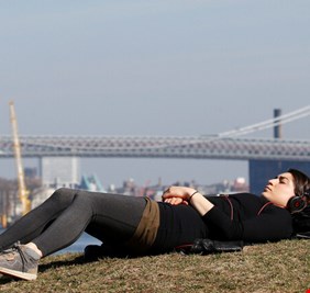 ما هي المدة المثالية لقيلولة النهار؟ وما هي أهميتها