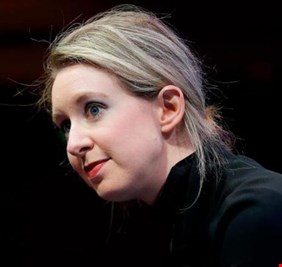 محاكمة أصغر مليارديرة في العالم