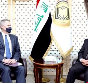 المستشار الأعرجي والسفير الأمريكي يحددان الموعد النهائي لخروج القوات الأمريكية المقاتلة من العراق